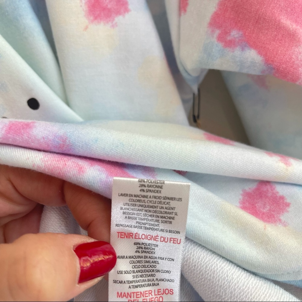 Rae Dunn Love Tie Dye Women’s Sweatshirt Size Small NWT - Picture 7 of 8